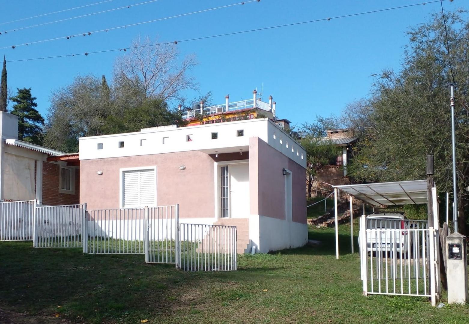 VENTA LOTE CON 2 CASAS DE DOS AMBIENTES, BIALET MASSE, CORDO