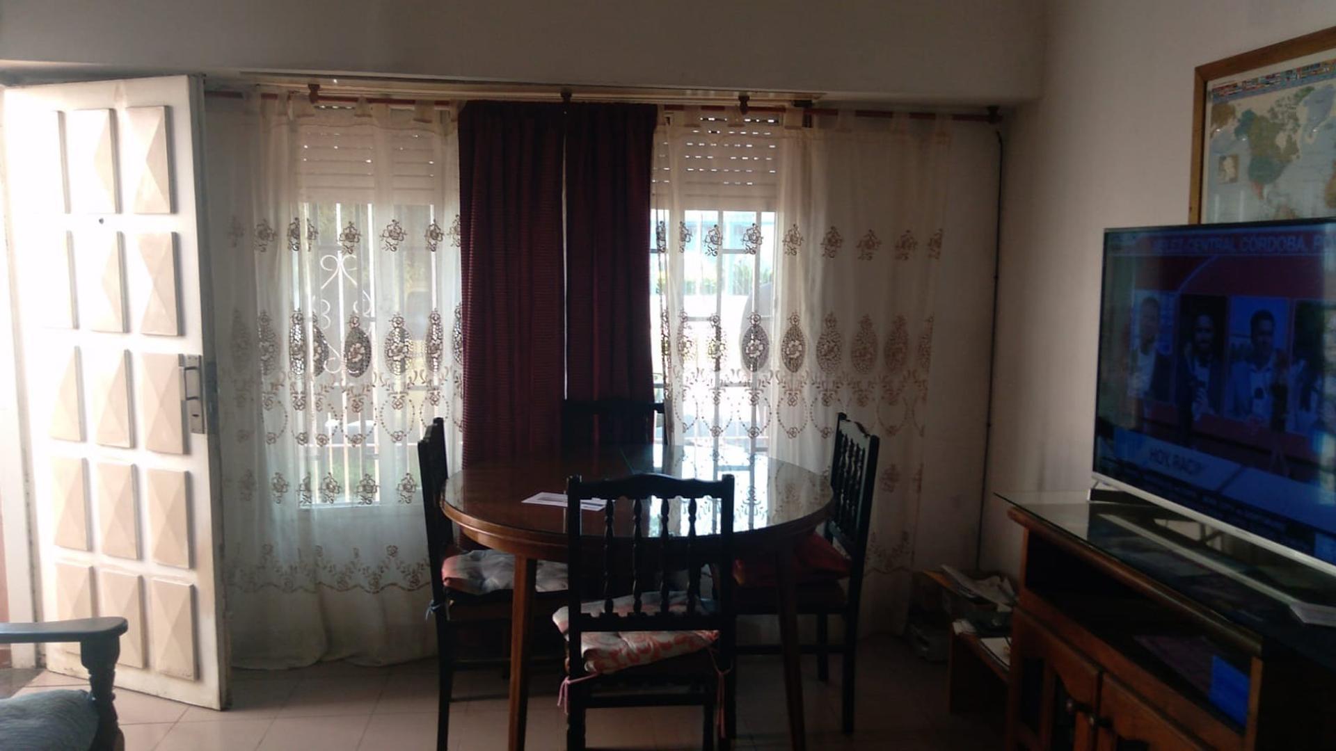 Depto Tipo Casa en Venta de 3 dormitorios