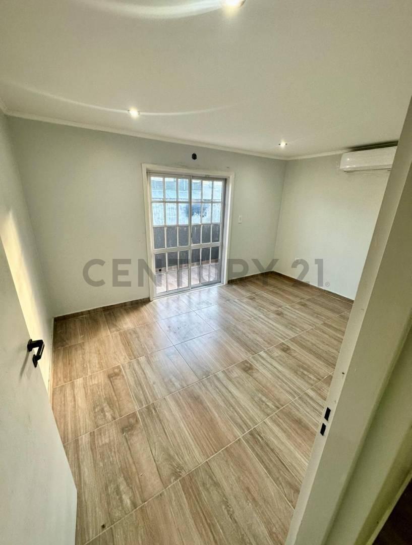 Departamento en Alquiler de 4 ambientes