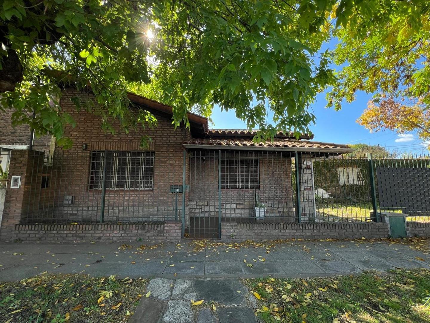 Casa en venta zona Boulogne APTA PRESTAMO