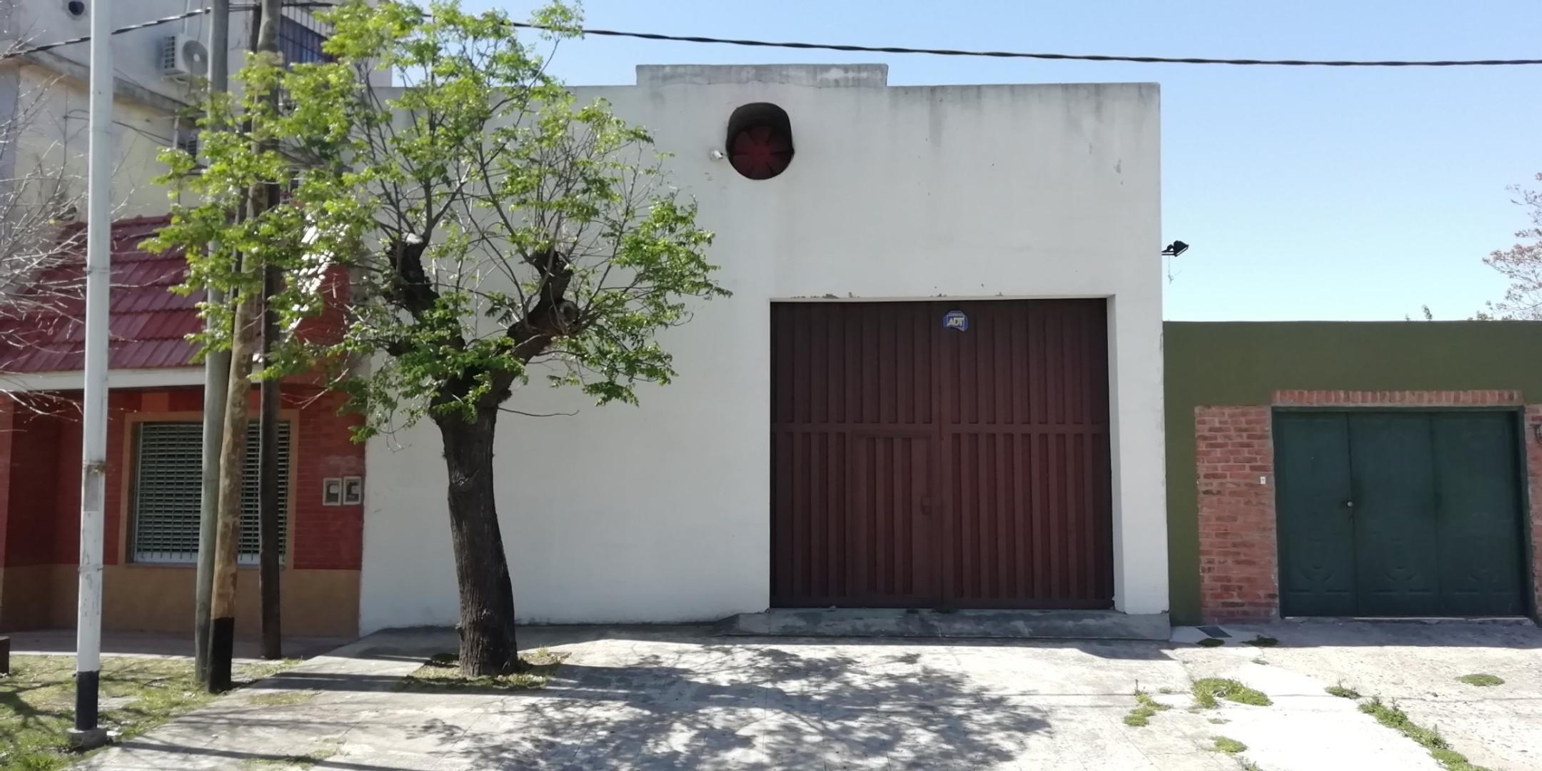 Galpon en Alquiler en Avellaneda, $ 2.000.000