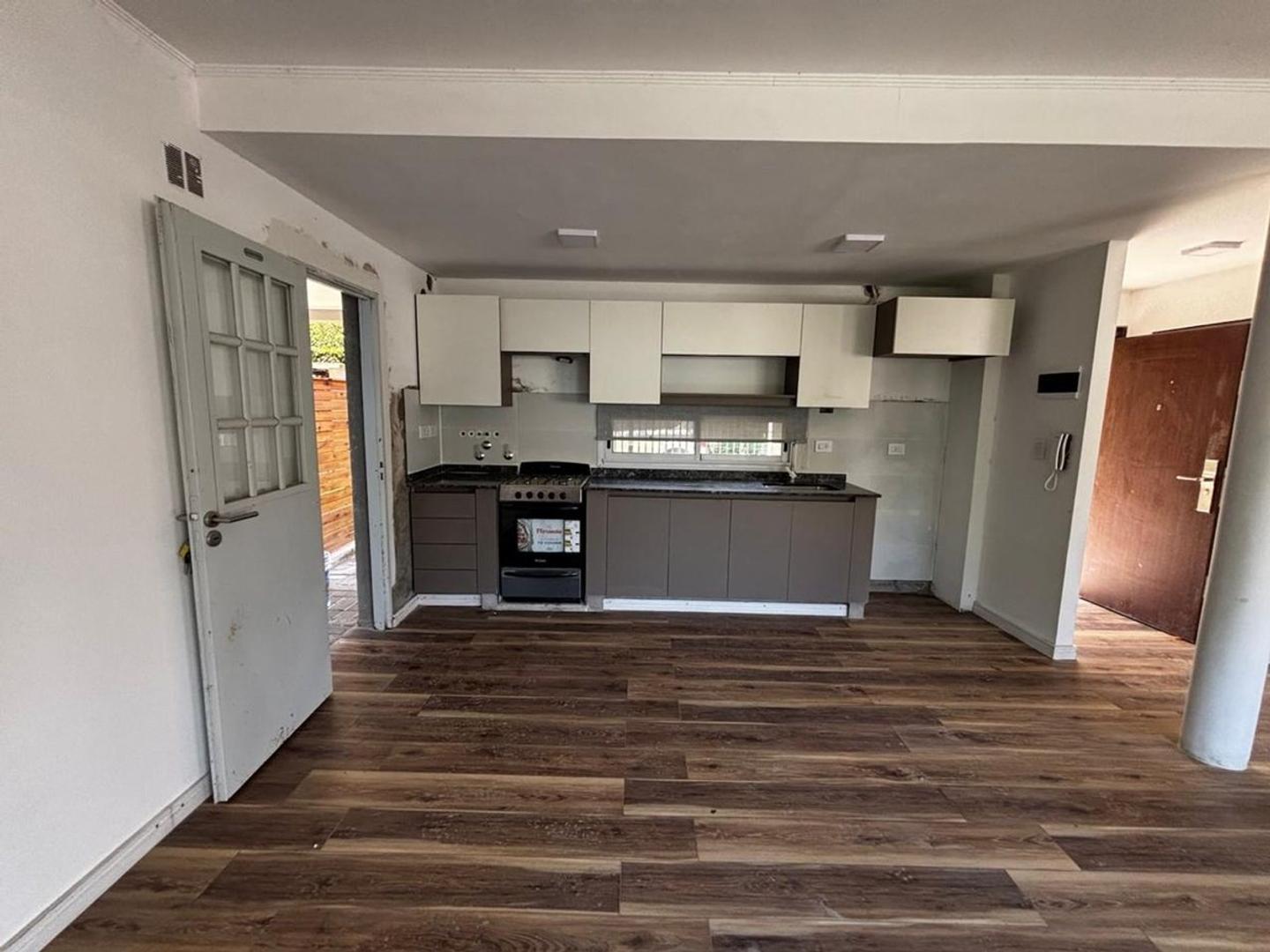 Departamento 3 ambientes con 1 baño