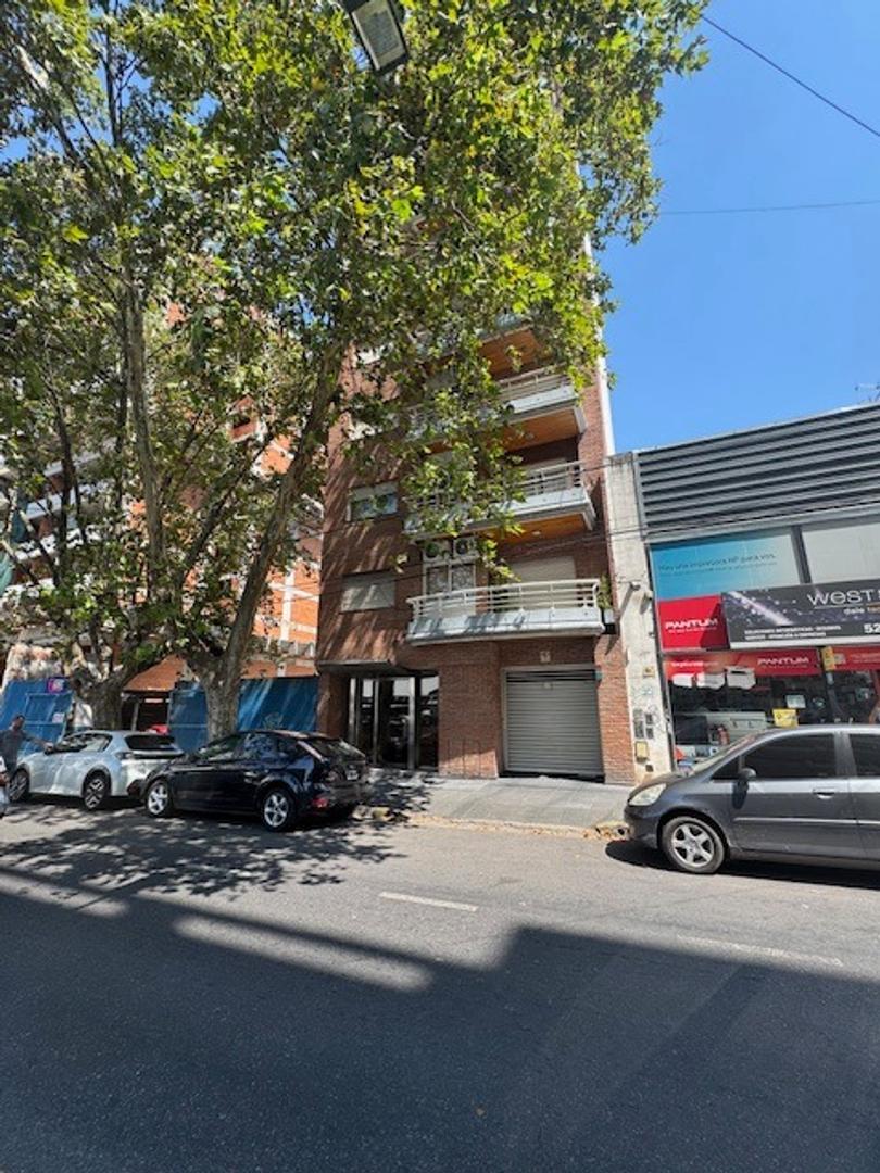 EN VENTA DEPARTAMENTO DOS AMBIENTES SAN MARTIN CENTRO