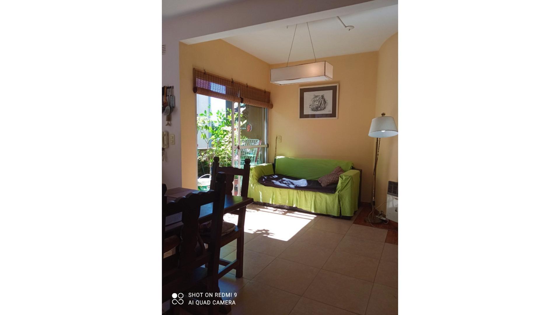 Republica 5100, Piso 1