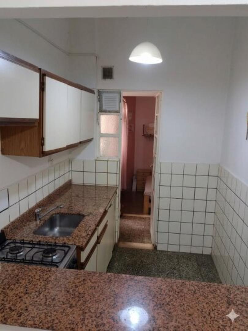 Venta PH 2 amb. Caballito, Con Dependencia, Sin Expensas, Primer Piso Por Escalera
