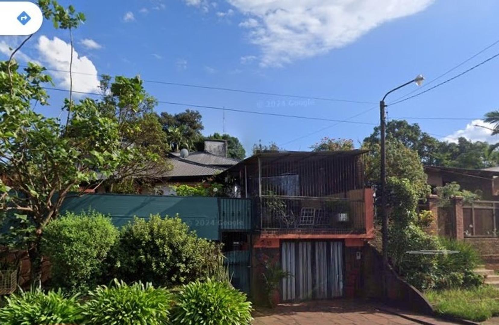 Casa 6 ambientes con 2 baños