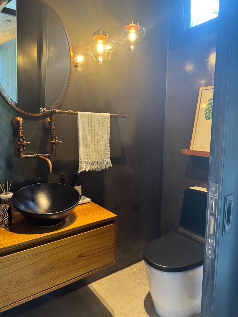 Casa en Venta con 6 cocheras