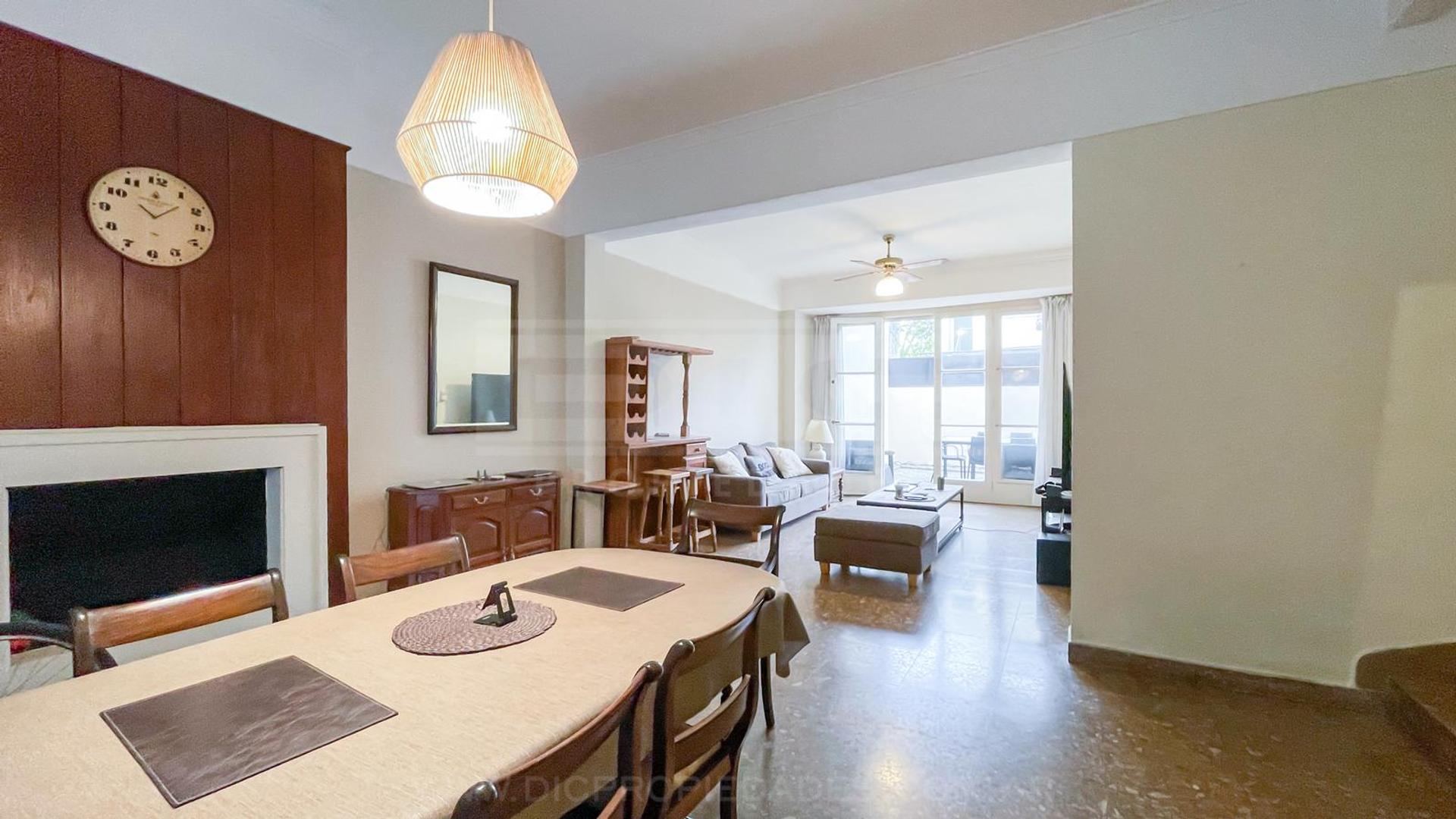 Casa en Venta con 1 cochera