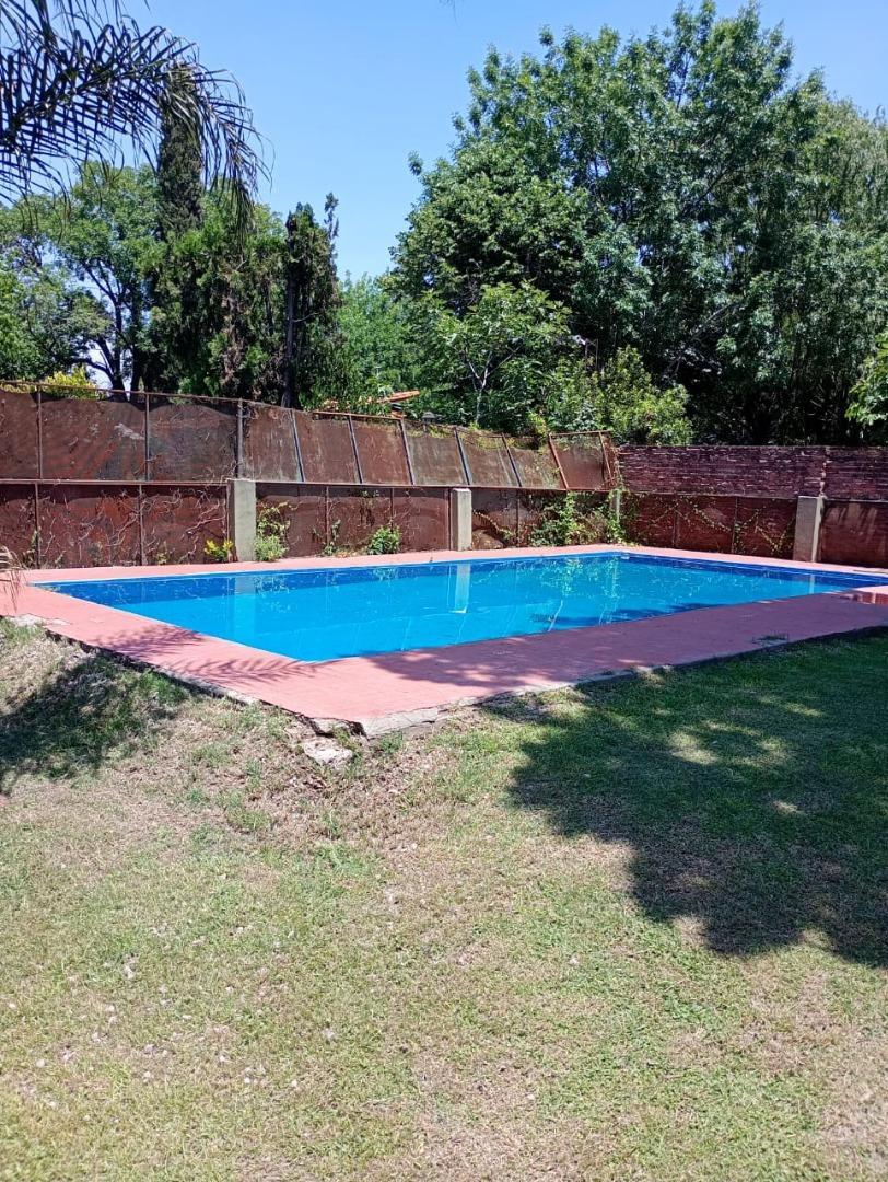 CASA EN VENTA SOBRE RUTA 9 GRAN POTENCIAL COMERCIAL - FUNES