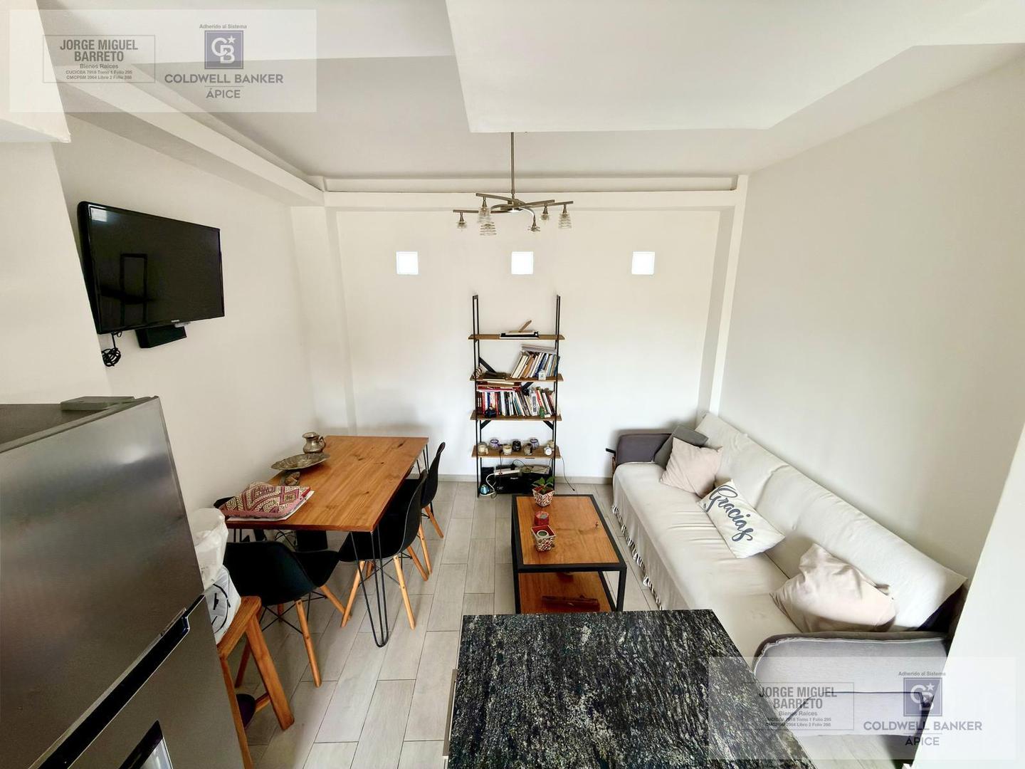 Depto Tipo Casa en Venta con 2 cocheras
