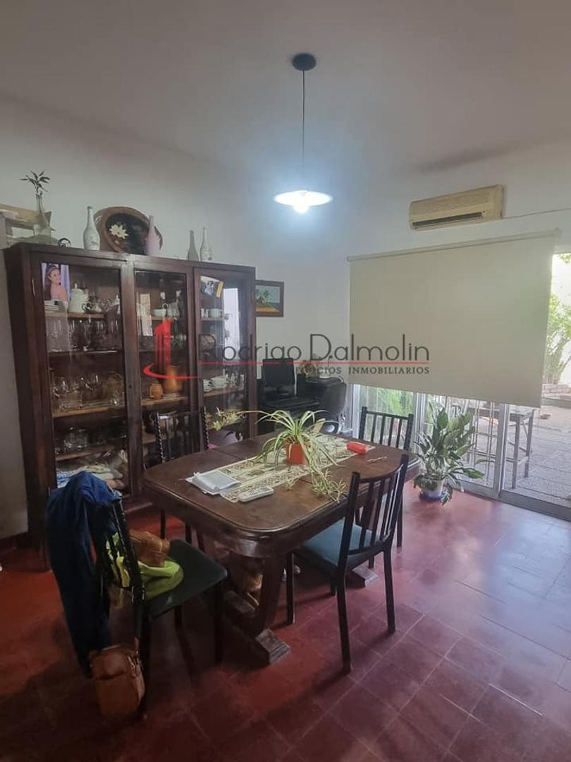 VENDO. Propiedad céntrica frente a Canal 2. Concordia, ER.-