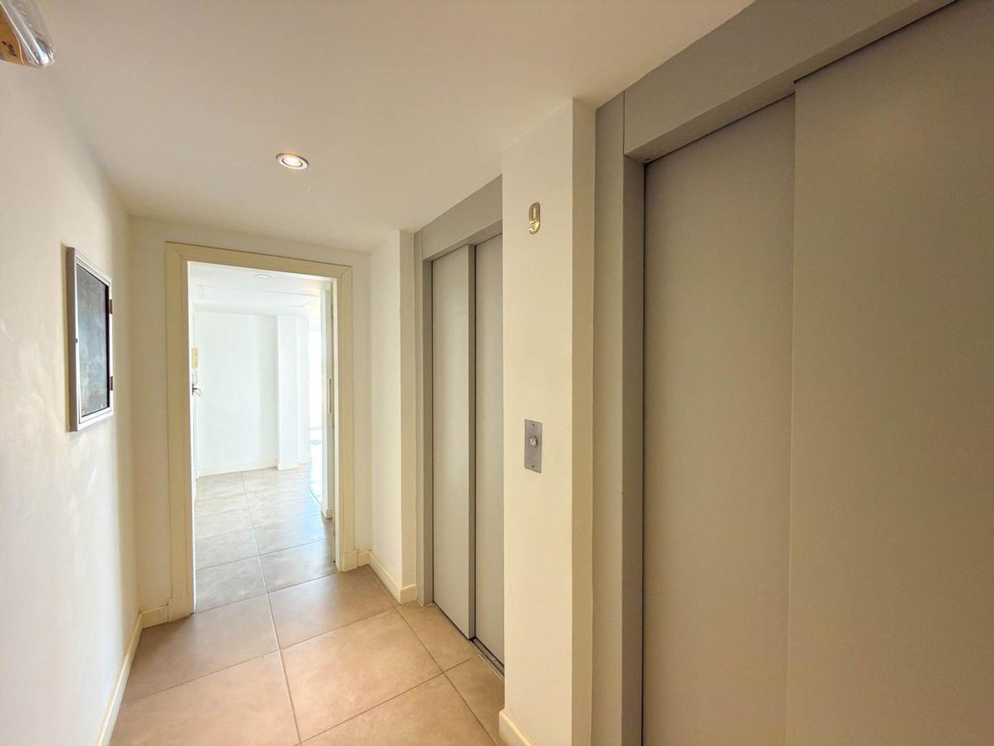 Departamento en Venta con 2 cocheras