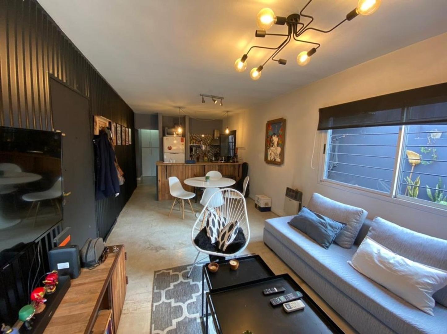 Casa 3 ambientes con 1 baño