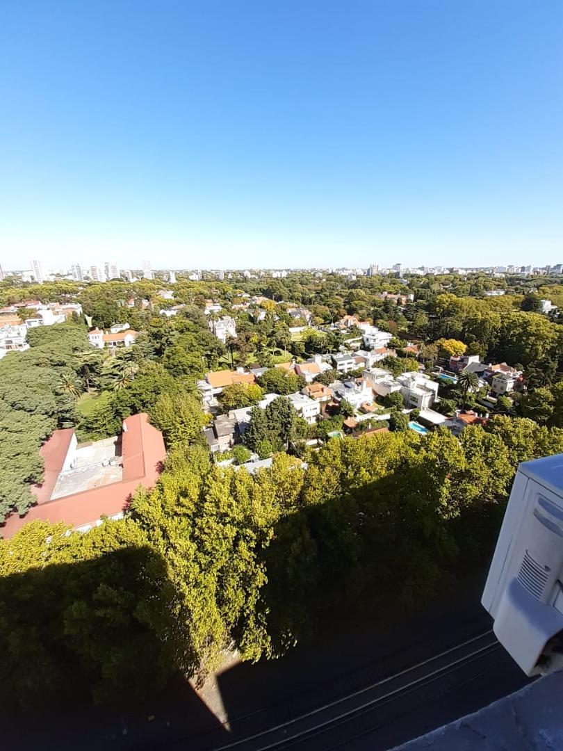 Semipiso con vista abierta a la ciudad en tus ventana