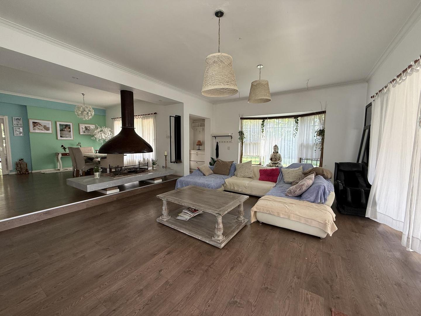 Casa en Alquiler de 3 dormitorios