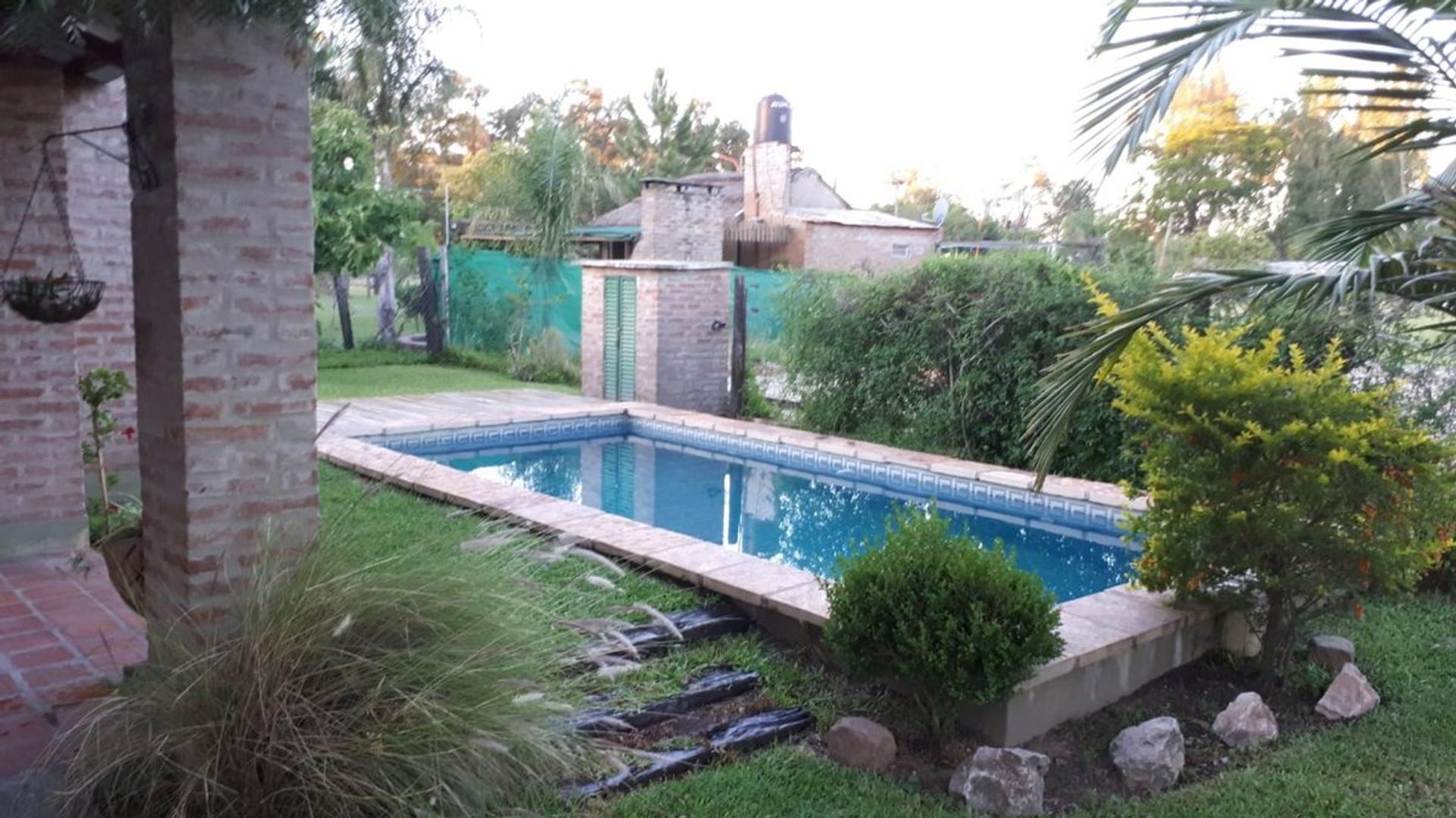 HERMOSA QUINTA RUTA 1 ARROYO LEYES