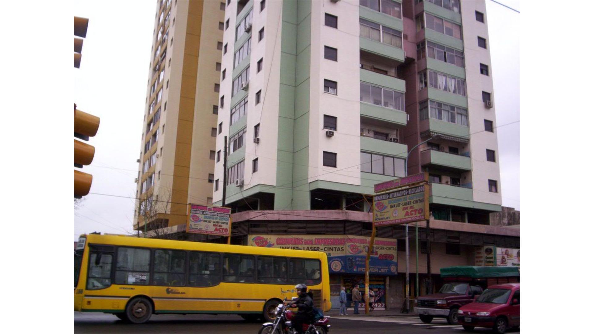 Av Dr M Belgrano 495 , Piso 11