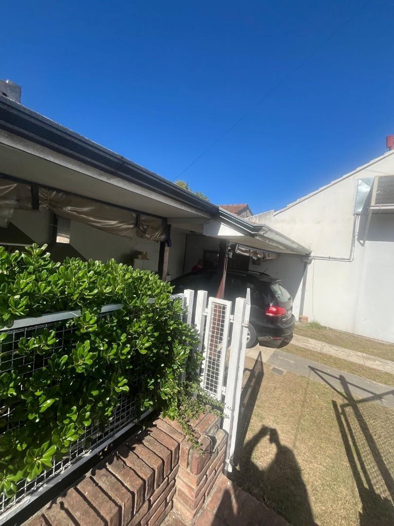 Casa en Venta en Quilmes, USD 380.000