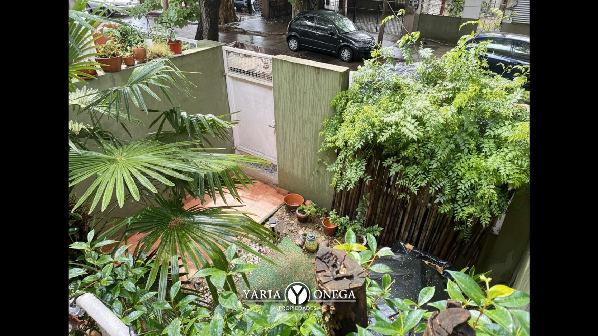 Depto Tipo Casa 4 ambientes con 2 baños