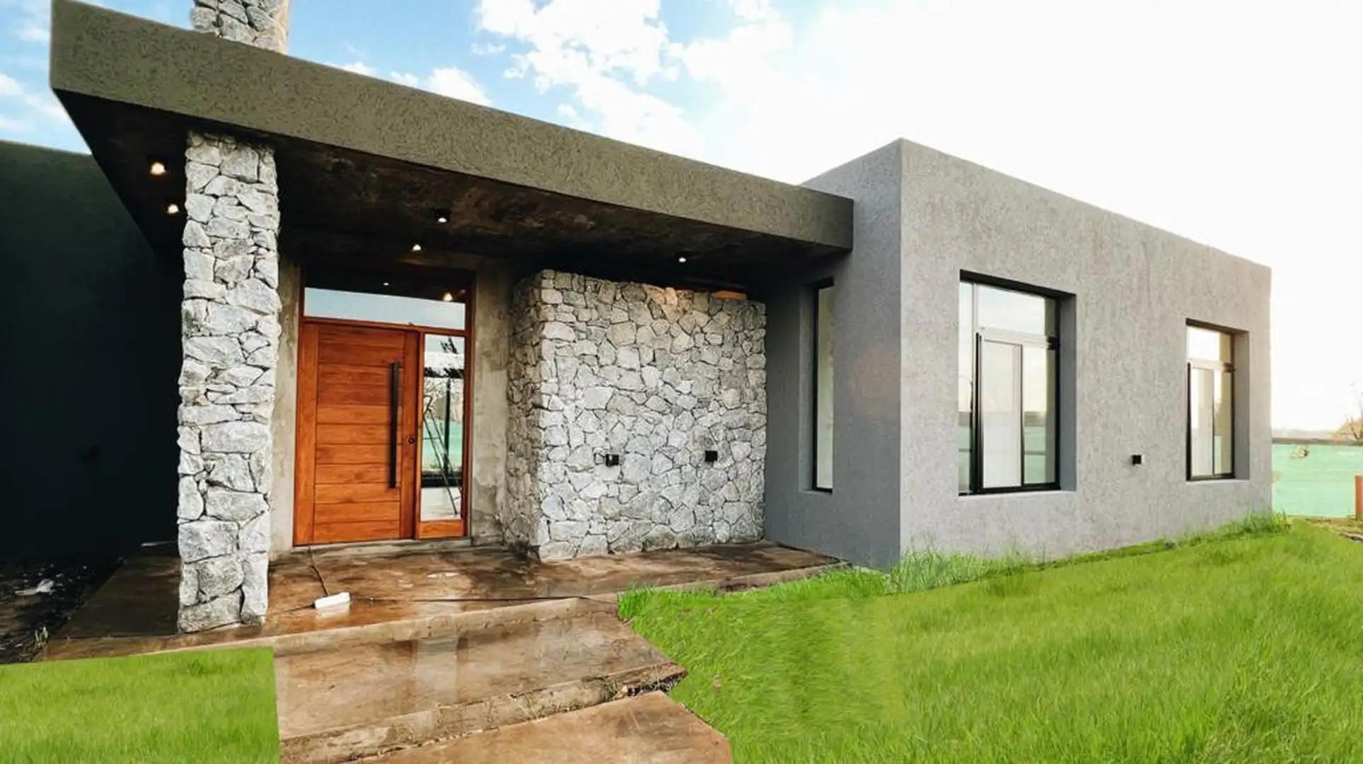 Av. Fernández Beschtedt, Luján, Provincia De Buenos Aires