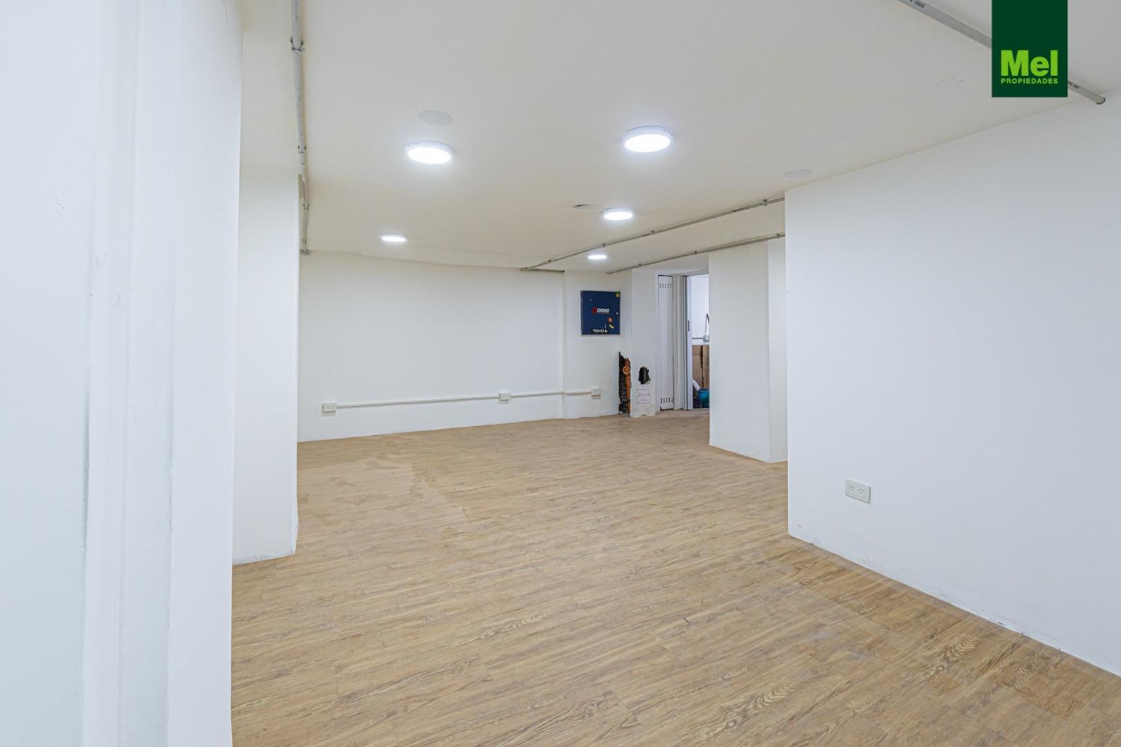 Local en Venta 50 años