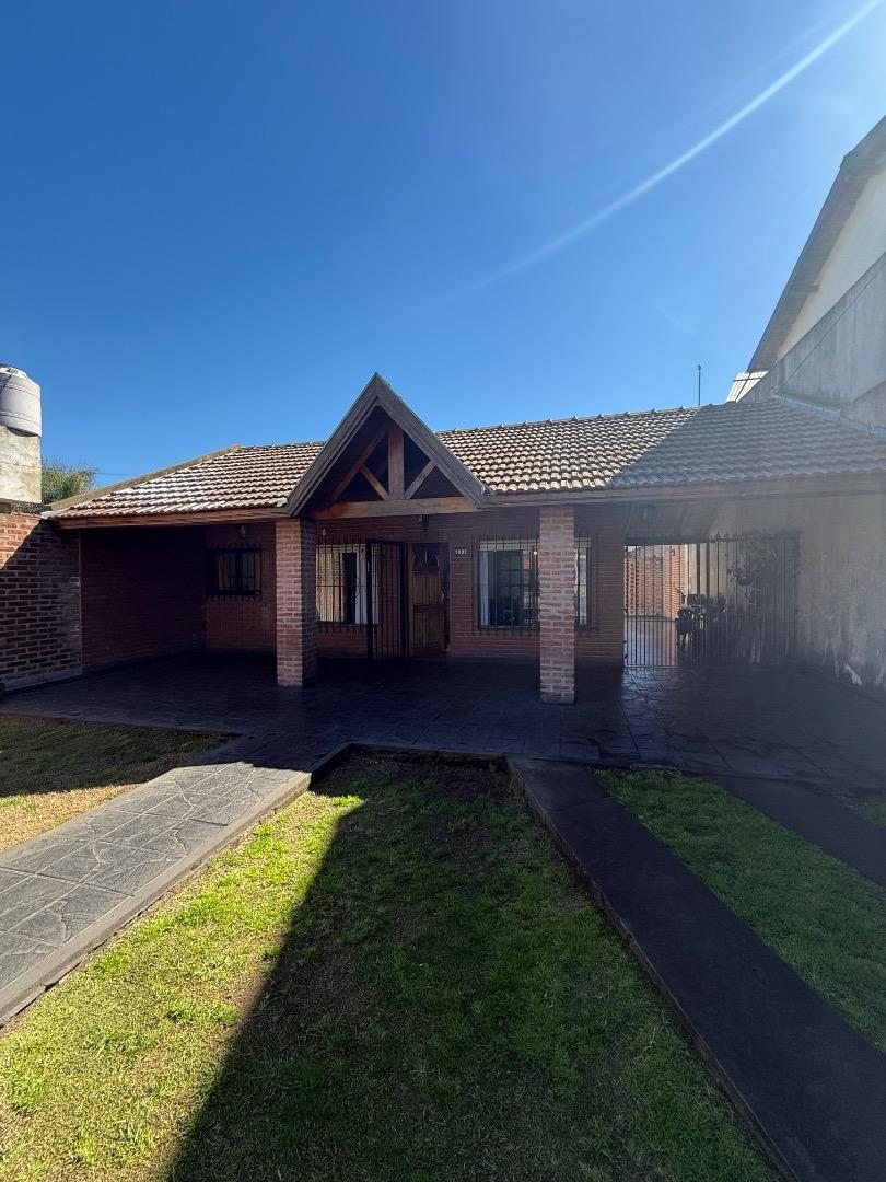 Av. Nicolás Bruzone 1332