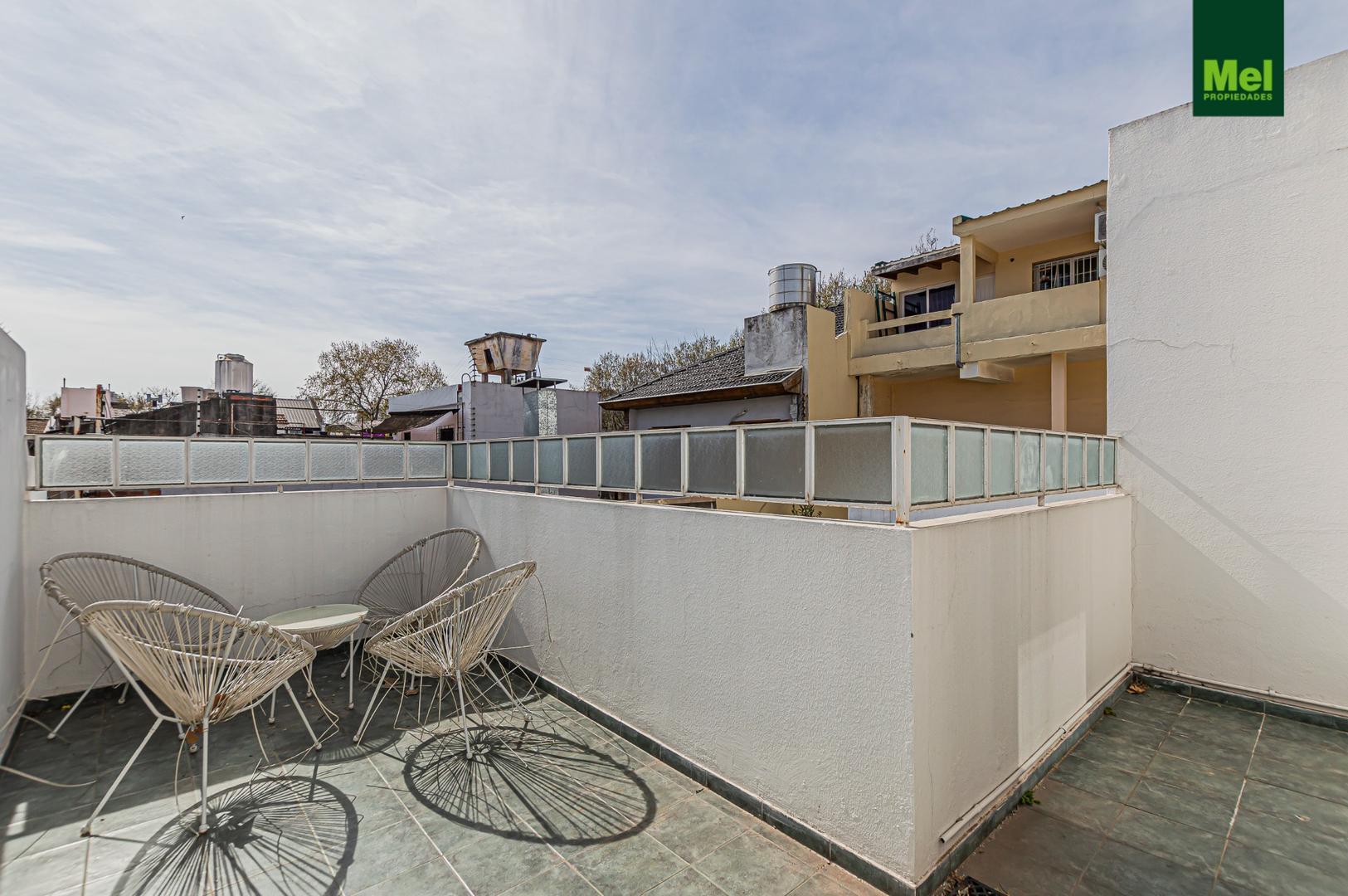 Depto Tipo Casa en Venta de 3 ambientes