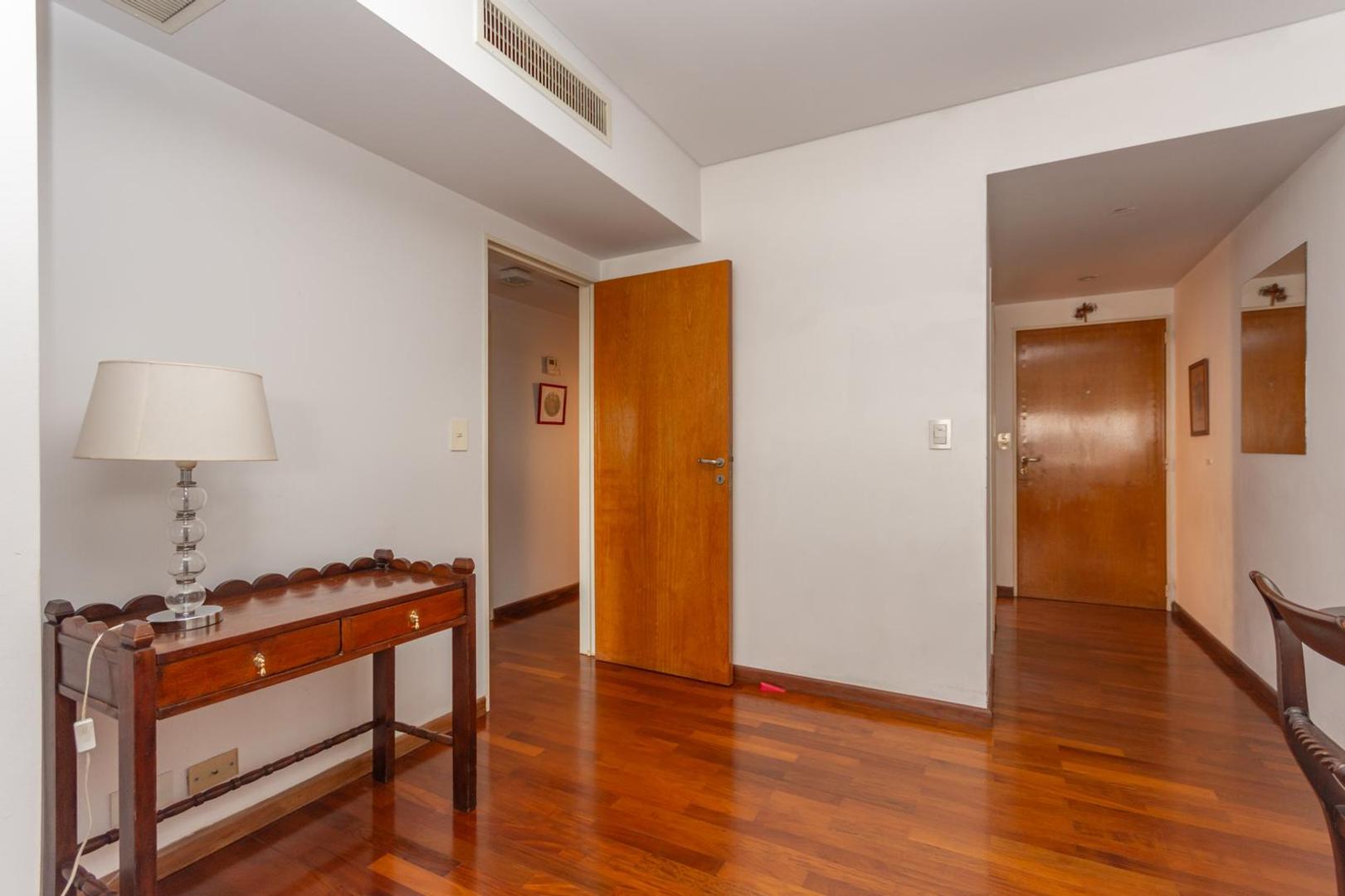 Departamento en Venta en Acassuso Vías / Santa Fe, USD 320.000