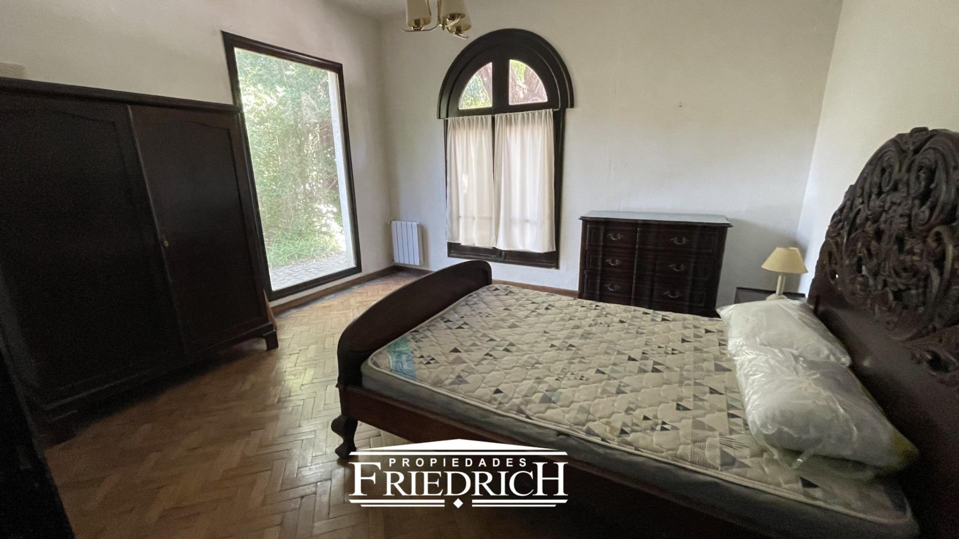 Casa en Venta al Oeste