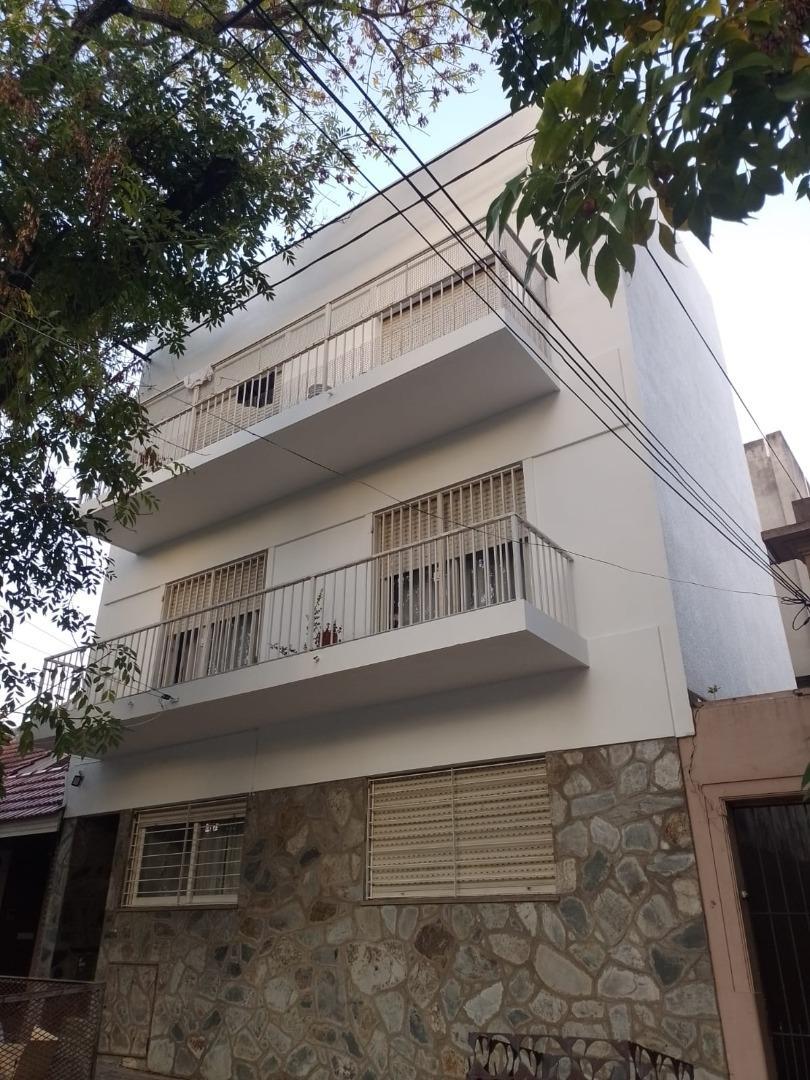 DEPTO. EN VENTA  - LA PLATA CENTRICO (APTO P/CREDITO HIPOTE)