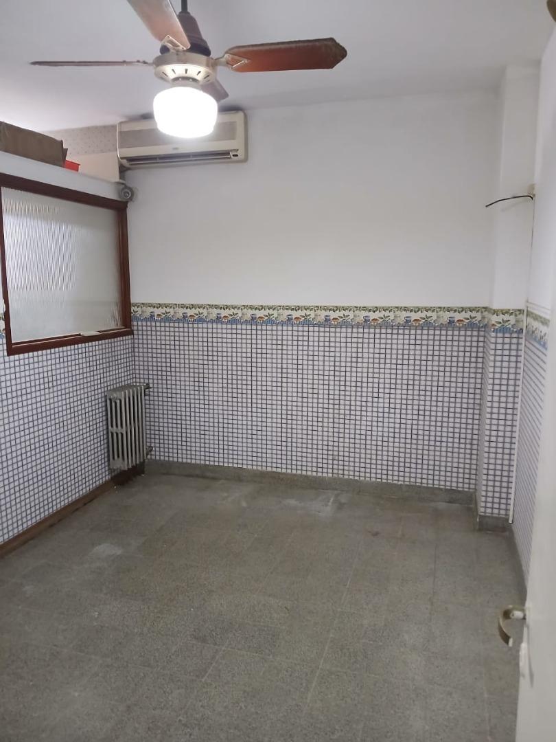 Alquiler depto 2 dormitorios.