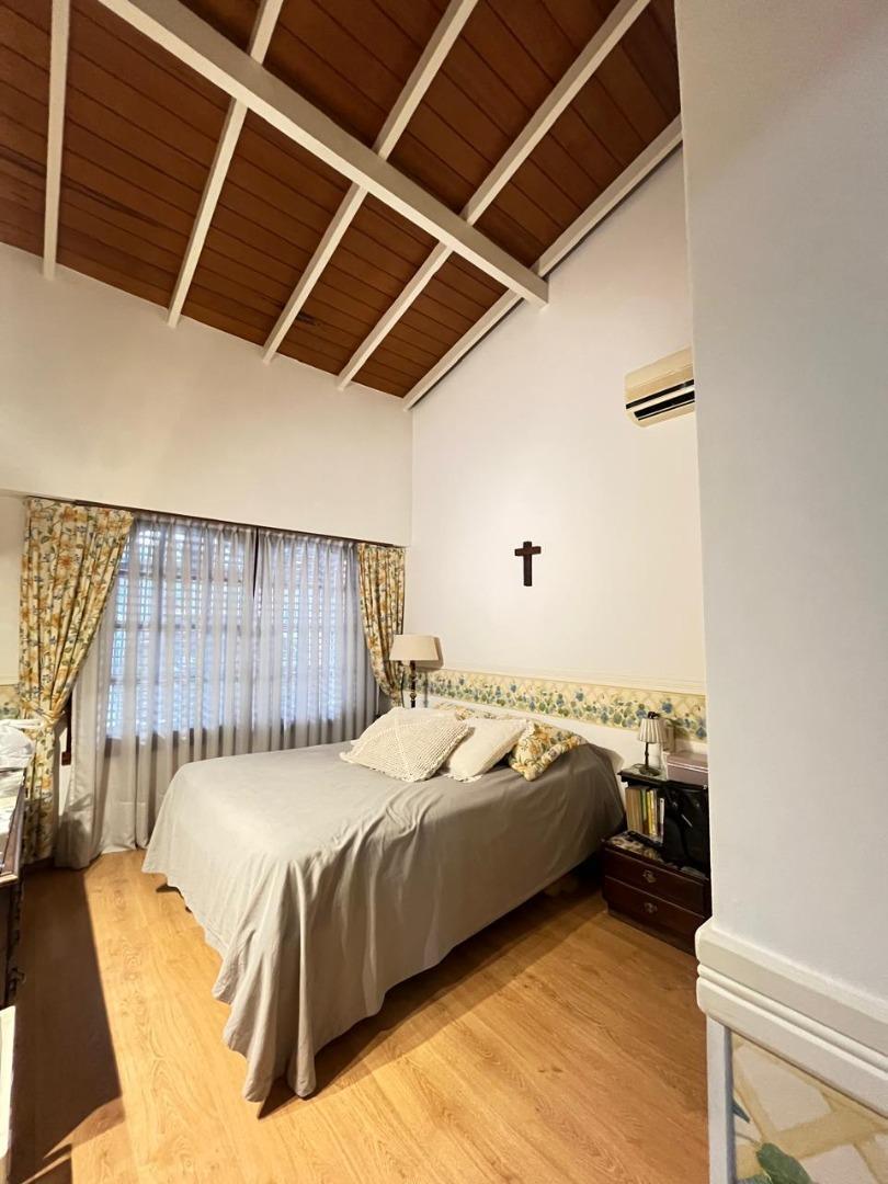 Casa en Venta en Castelar Norte, USD 270.000