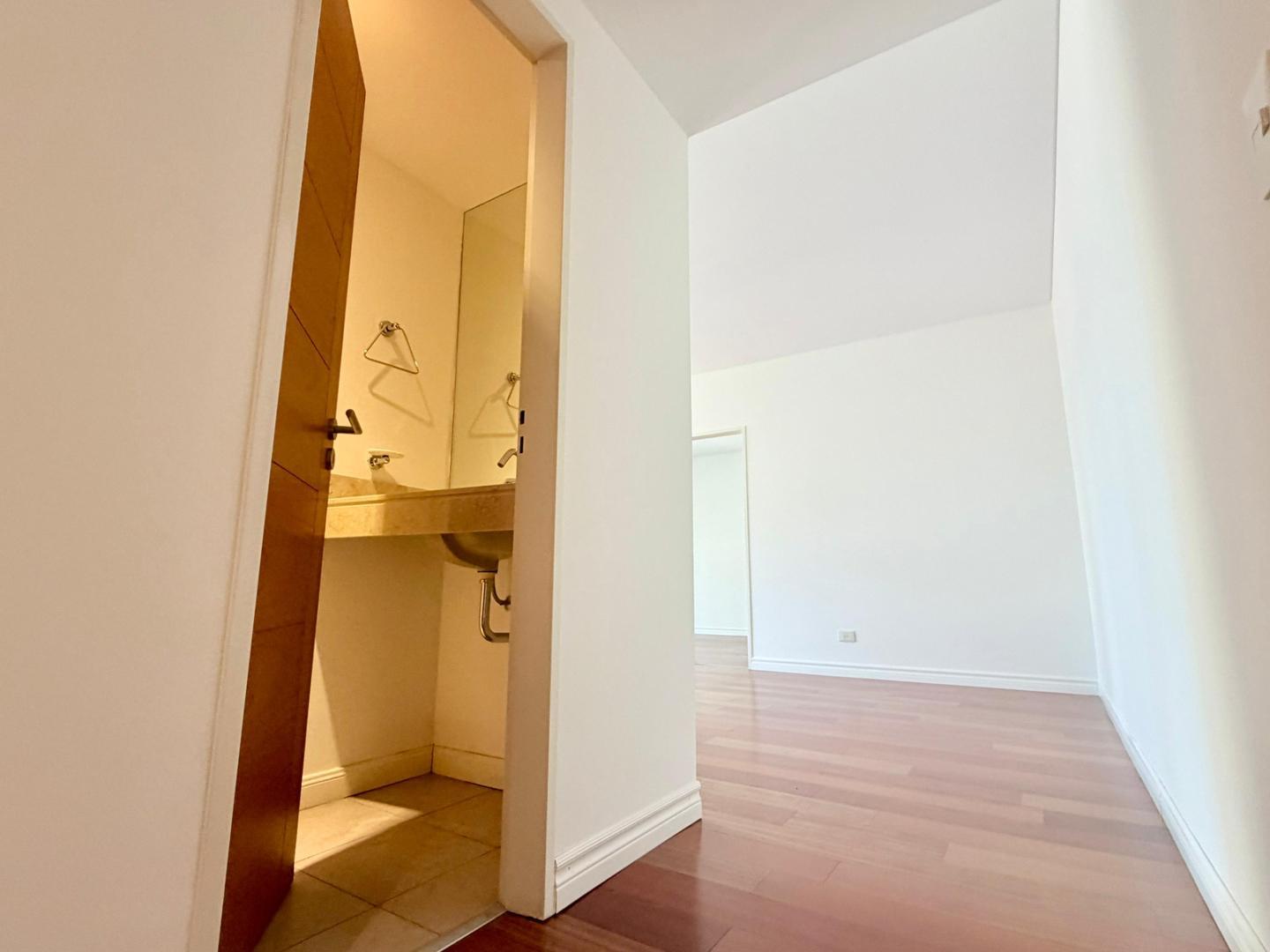 San Martin 848 , Piso 3