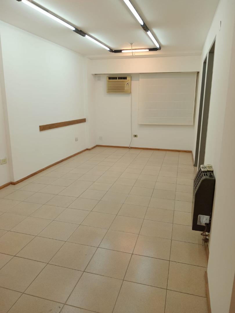 Rondeau 538 , Piso PB