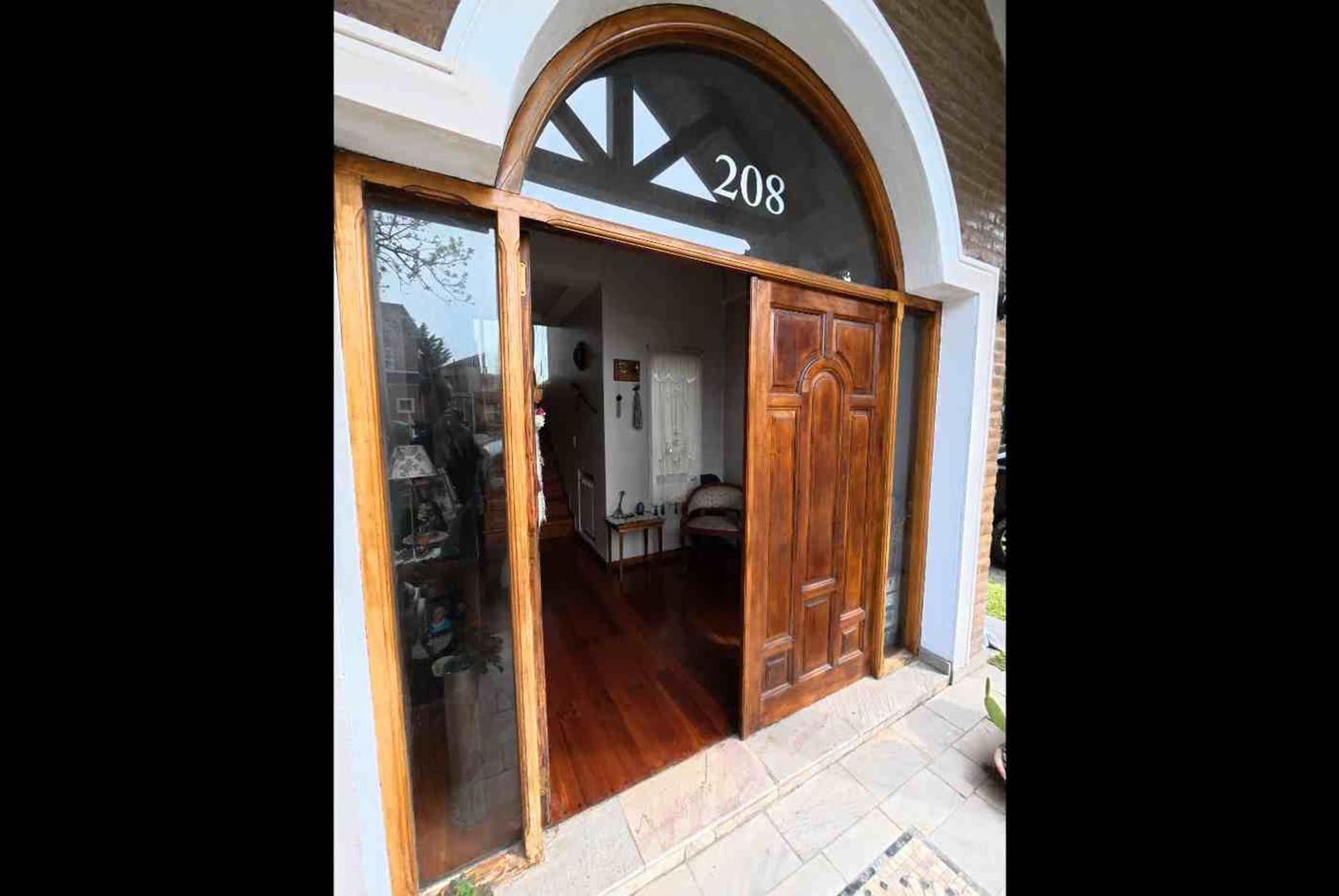 CASA VENTA 5 AMBIENTES BARRANCAS SAN JOSE TIGRE