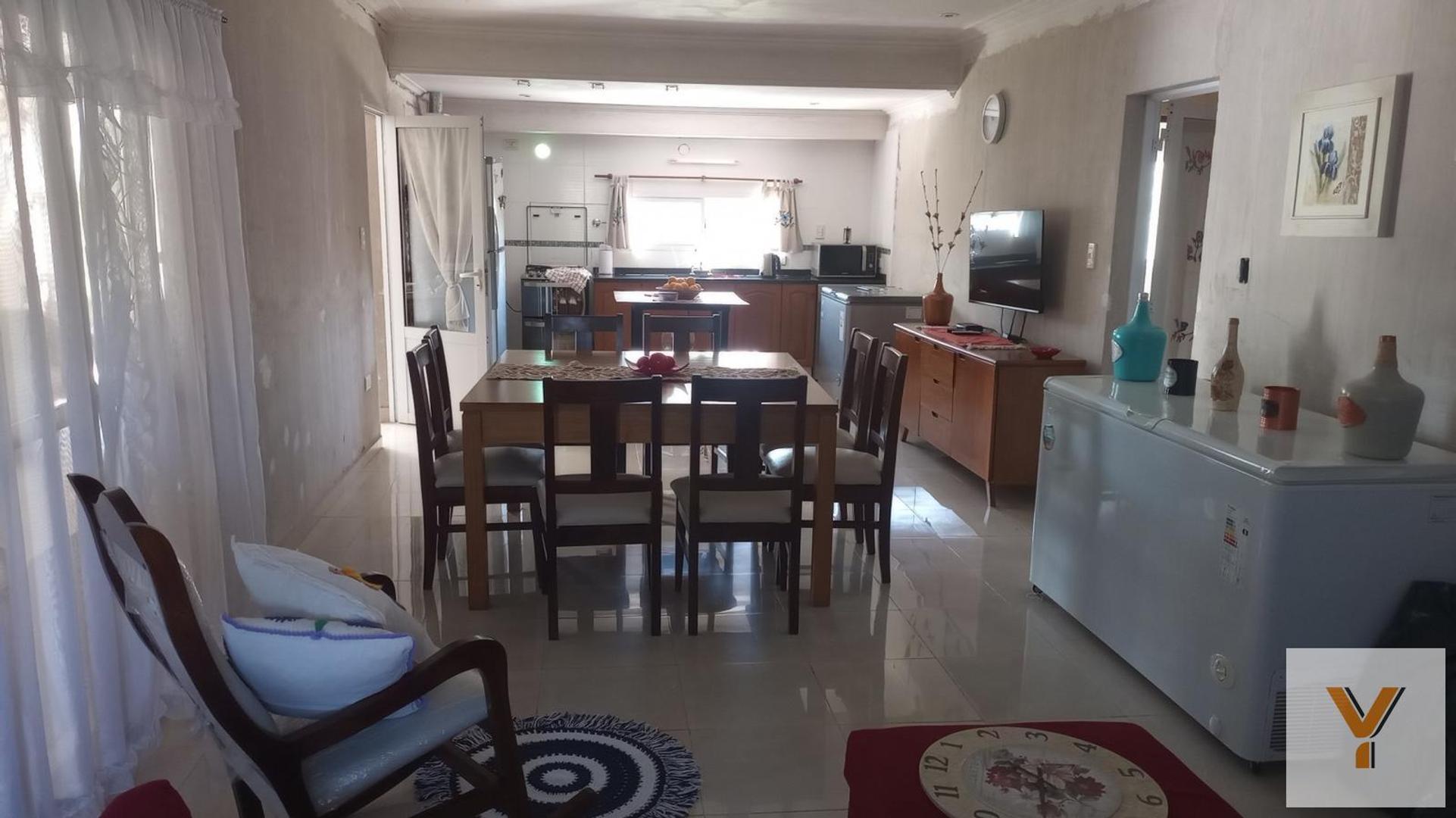 Casa 3 ambientes con 1 baño
