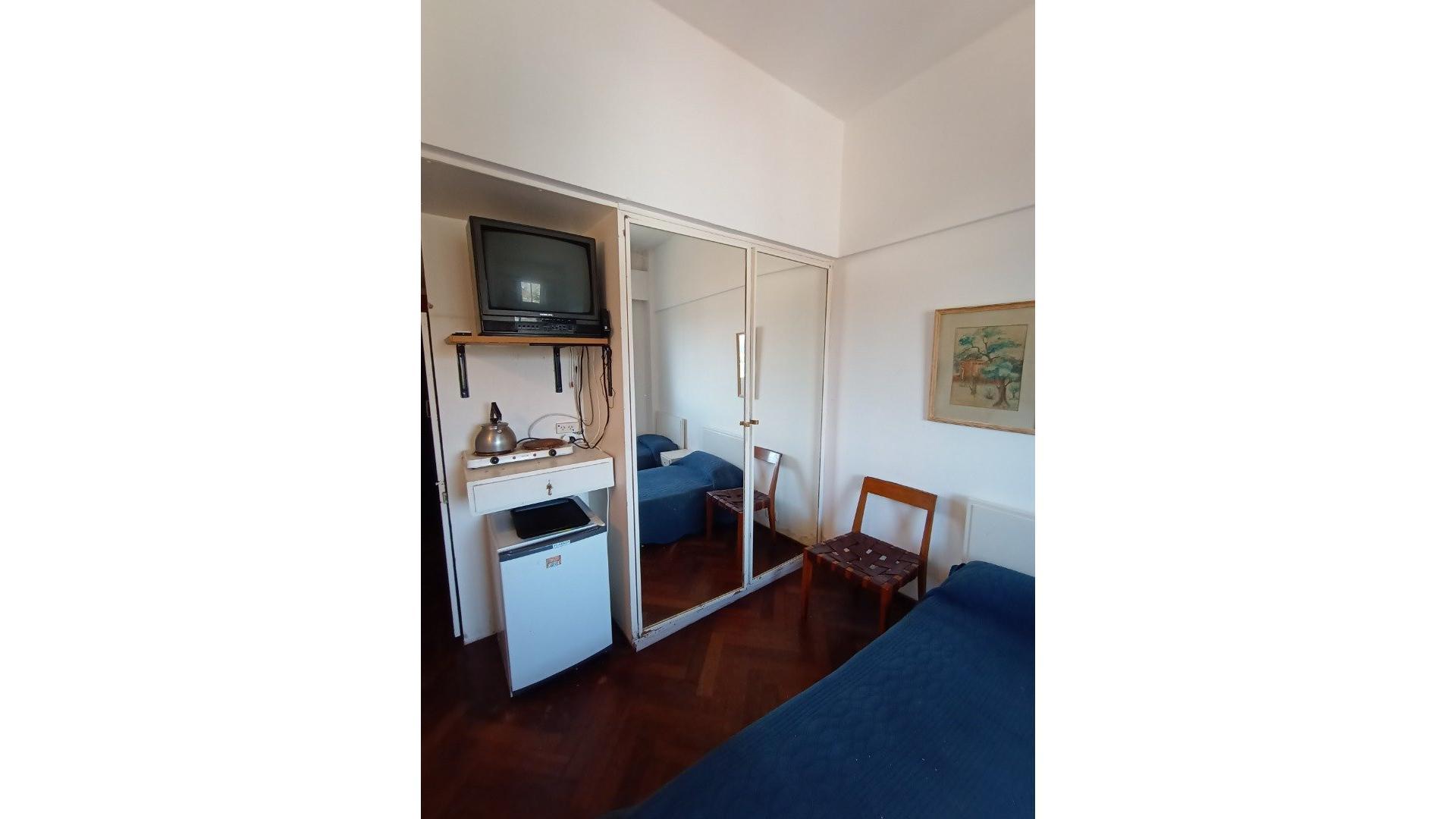 DTO. 1 AMB. EXTERNO - 19 M2. - BARRIO  ALFAR