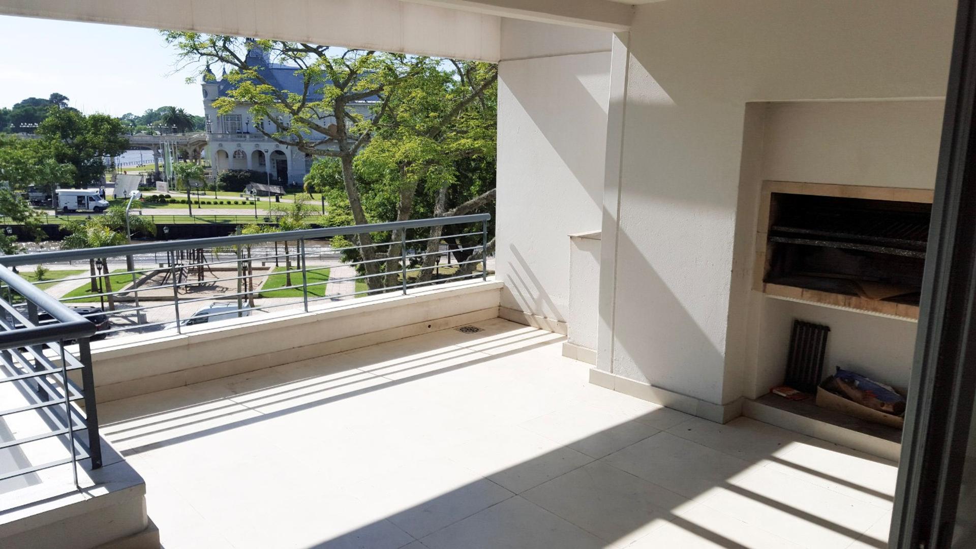 Departamento 3 ambientes con 3 baños