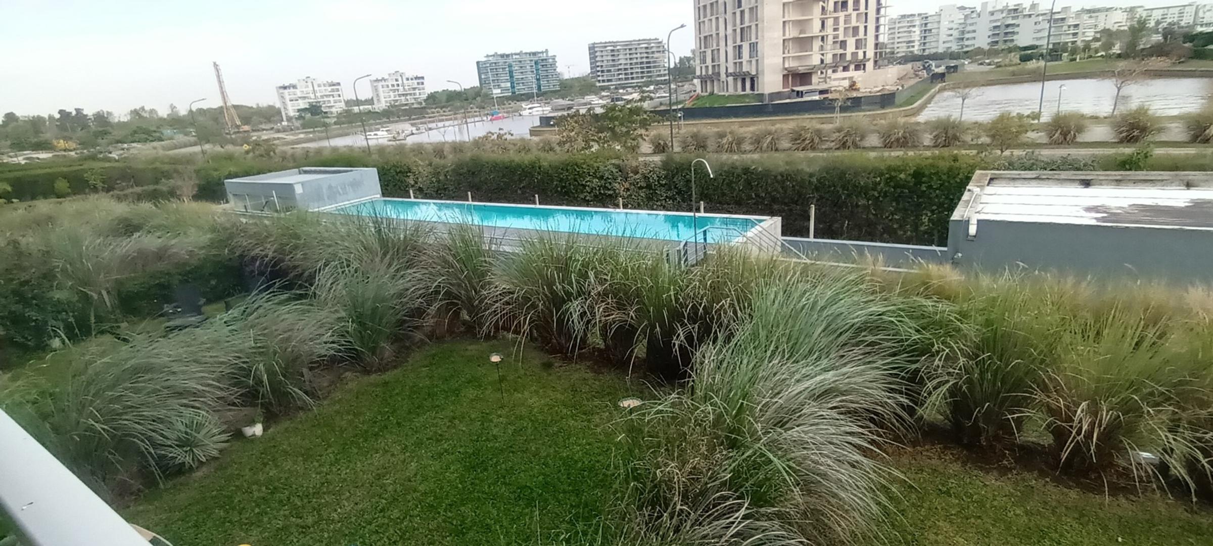 Departamento en Alquiler de 3 dormitorios