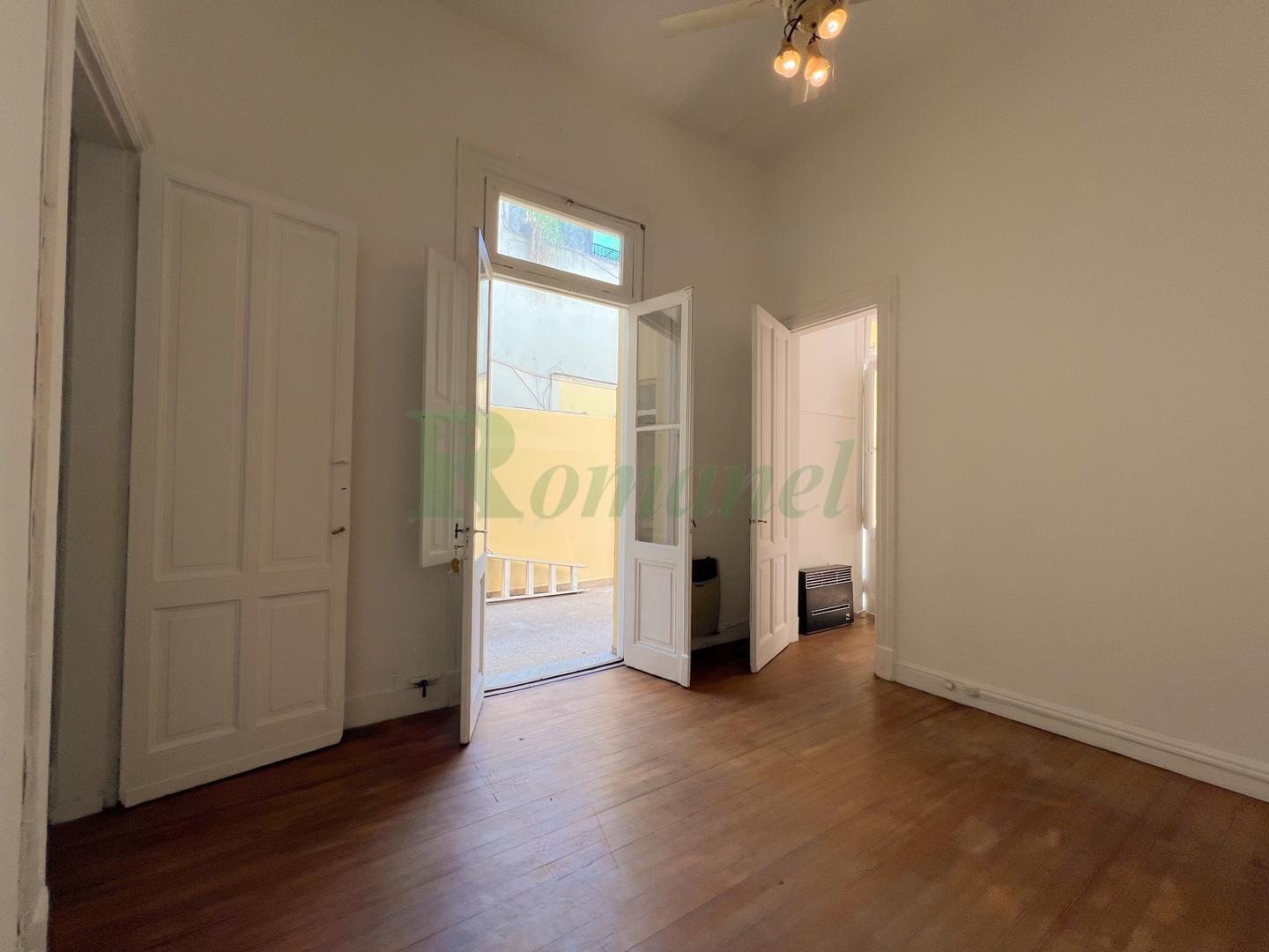 Depto Tipo Casa en Alquiler de 2 dormitorios