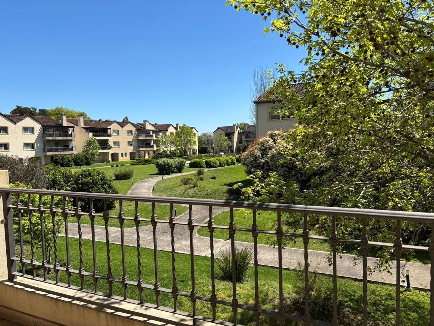 Departamento  en Alquiler en North Ville, Pilar, G.B.A. Zona Norte