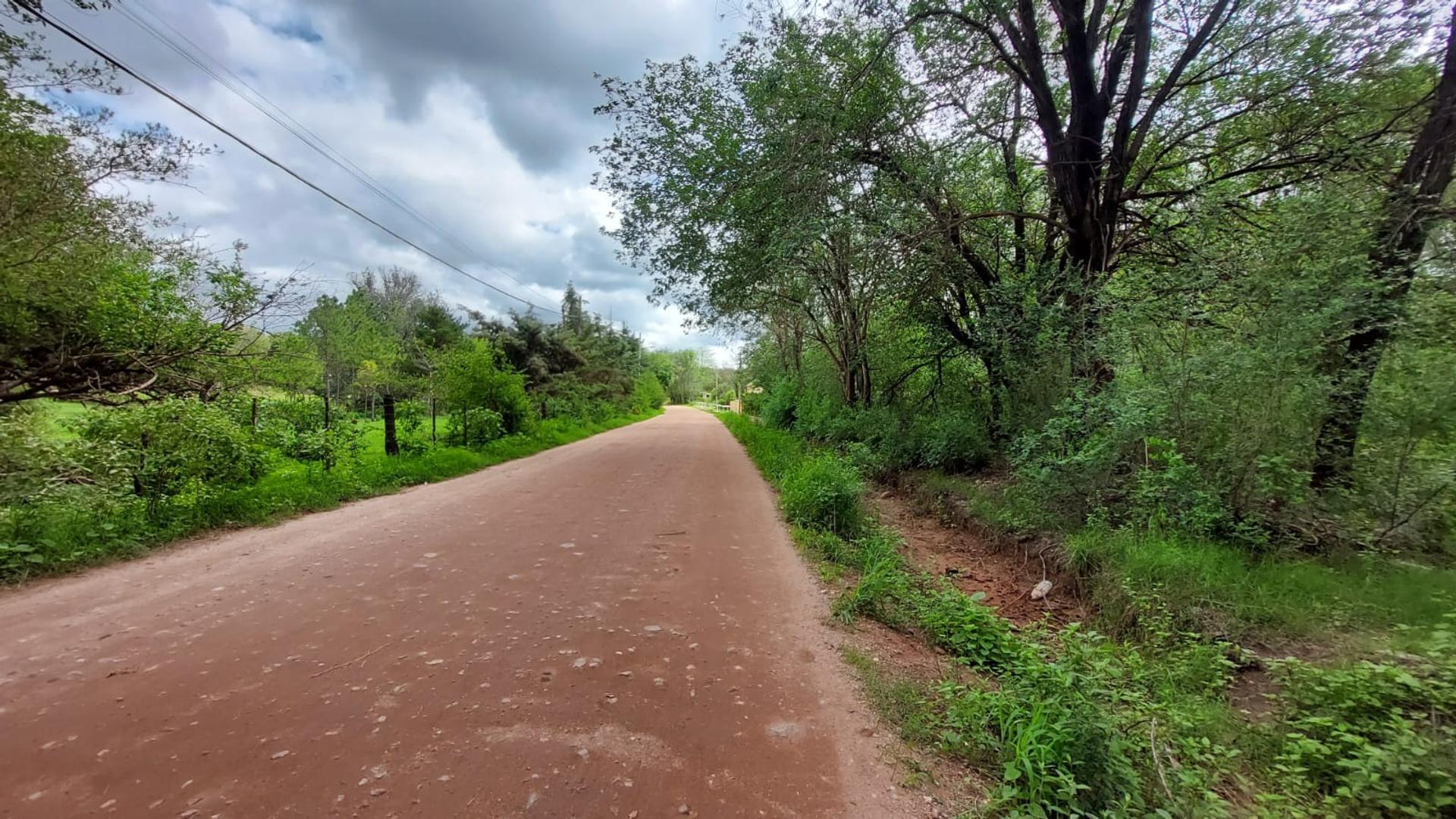 TERRENO EN VENTA. A 50 METROS DE RUTA 5. VILLA DEL DIQUE.