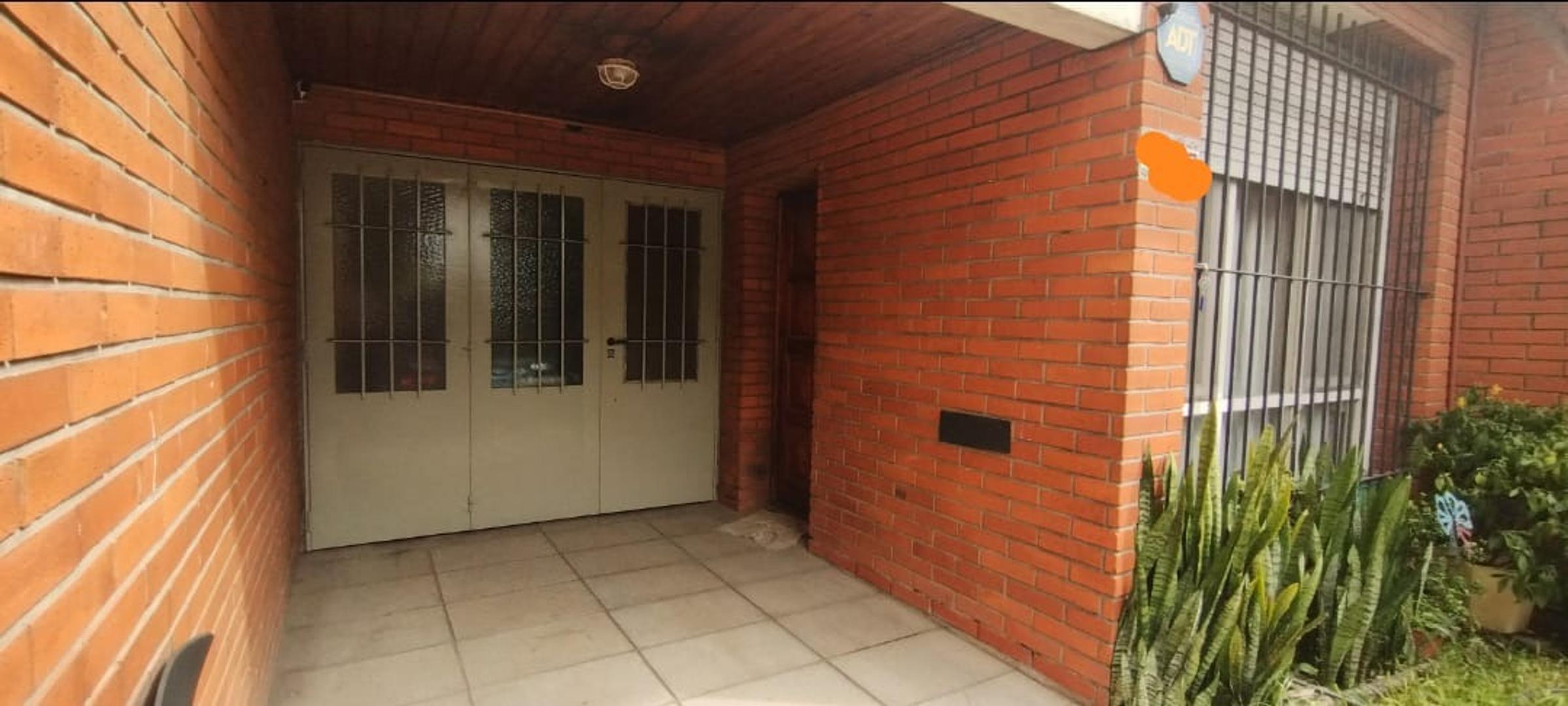 Depto Tipo Casa en Venta de 2 dormitorios