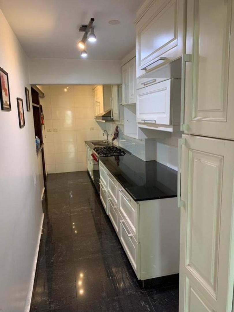 Casa en Alquiler en Burzaco, $ 1.400.000