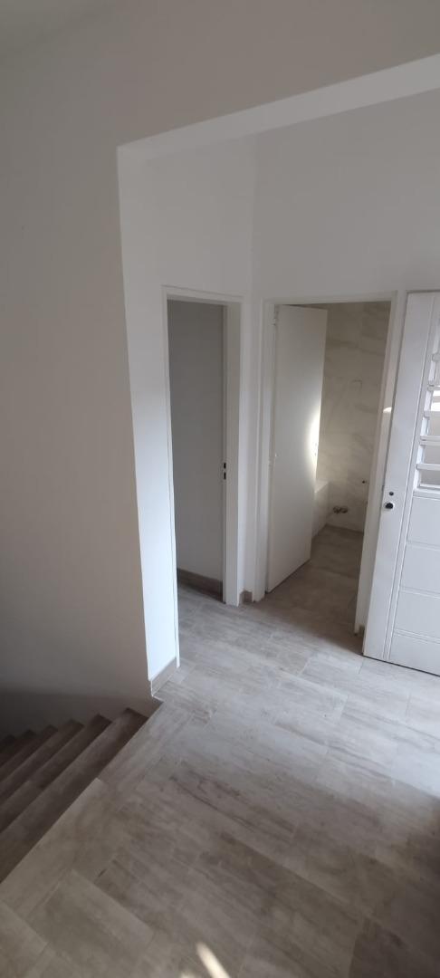 Depto Tipo Casa en Venta con 1 cocheras