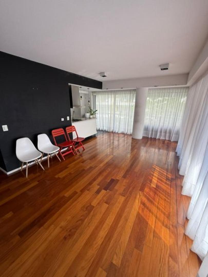 Departamento en Alquiler con 1 cocheras