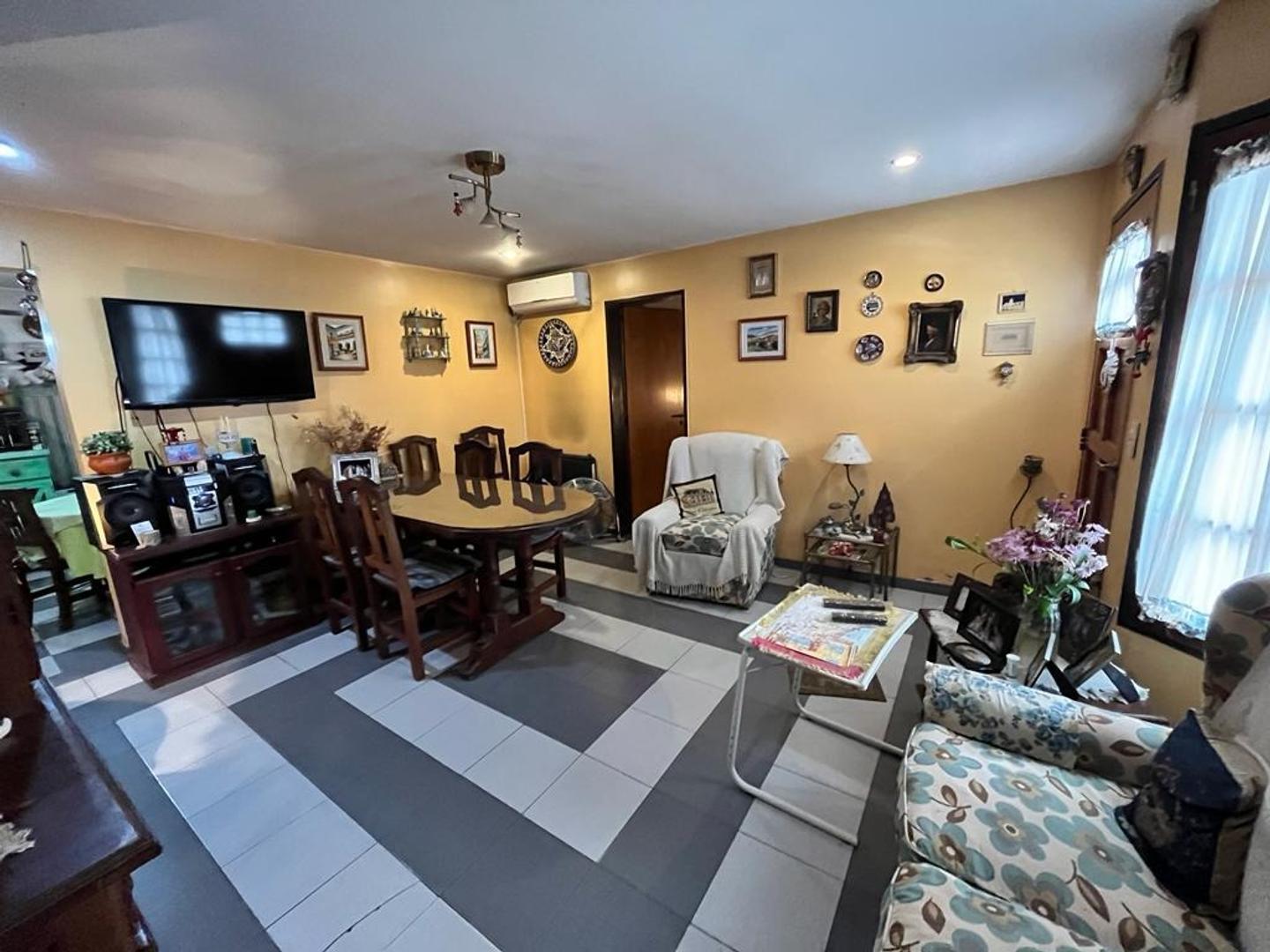 Casa en Venta en Haedo, USD 120.000