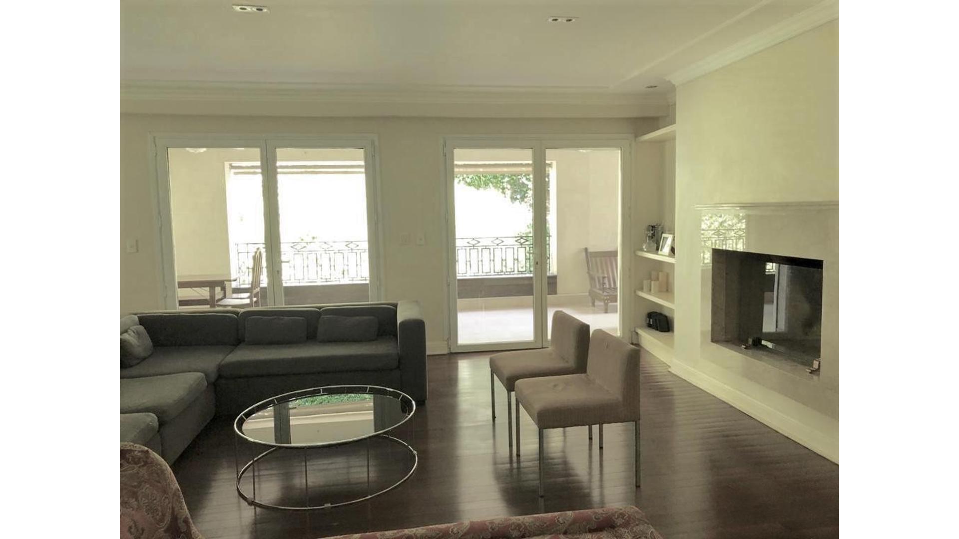 Departamento 4 ambientes con 3 baños