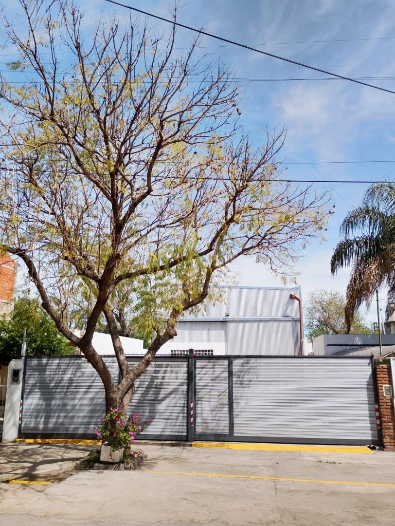 DEPÓSITO EN ALQUILER ITUZAINGO