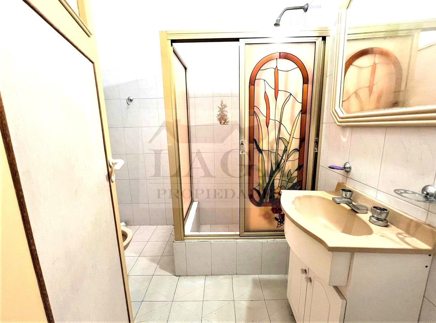 Depto Tipo Casa en Venta 45 años